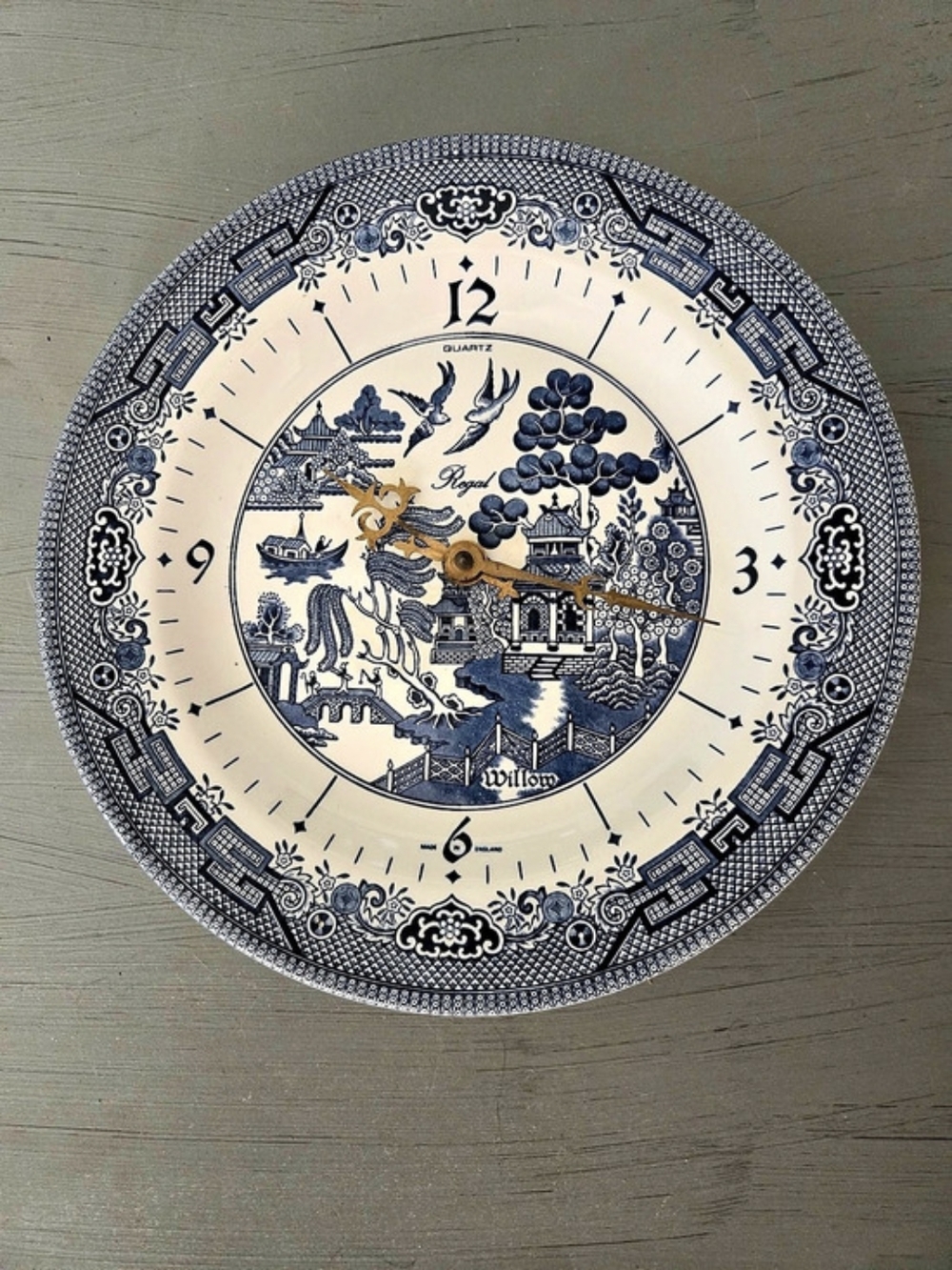 Churchill Willow Blue Georgian Shape Clock Plate Blue & White
